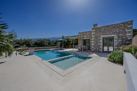 Melidoni 4, rural, calm villa, with private pool