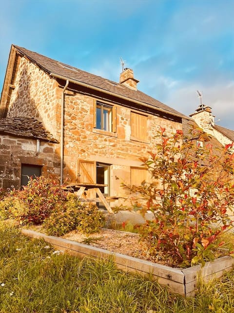 Authentic house in the heart of the mountains, 6 people