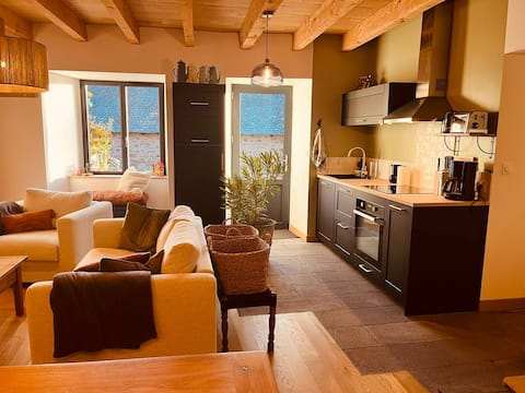 Authentic house in the heart of the mountains, 6 people