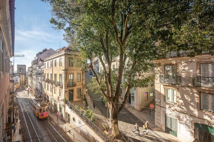 GuestReady – A perfect home in the heart of Lisbon gallery image 2