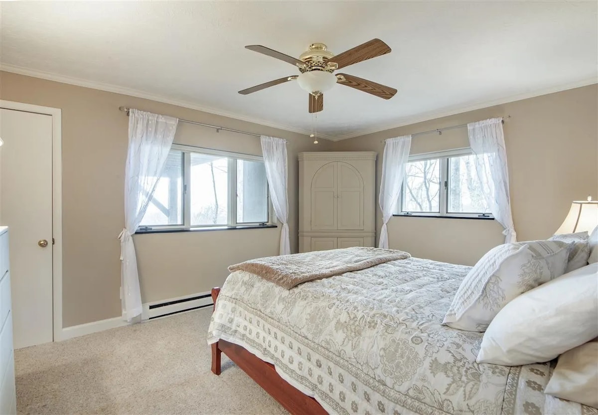 Dhomë gjumi "Queen" në nivel më të ulët