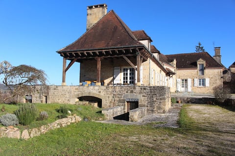 Belle Mondane 14 people Dordogne