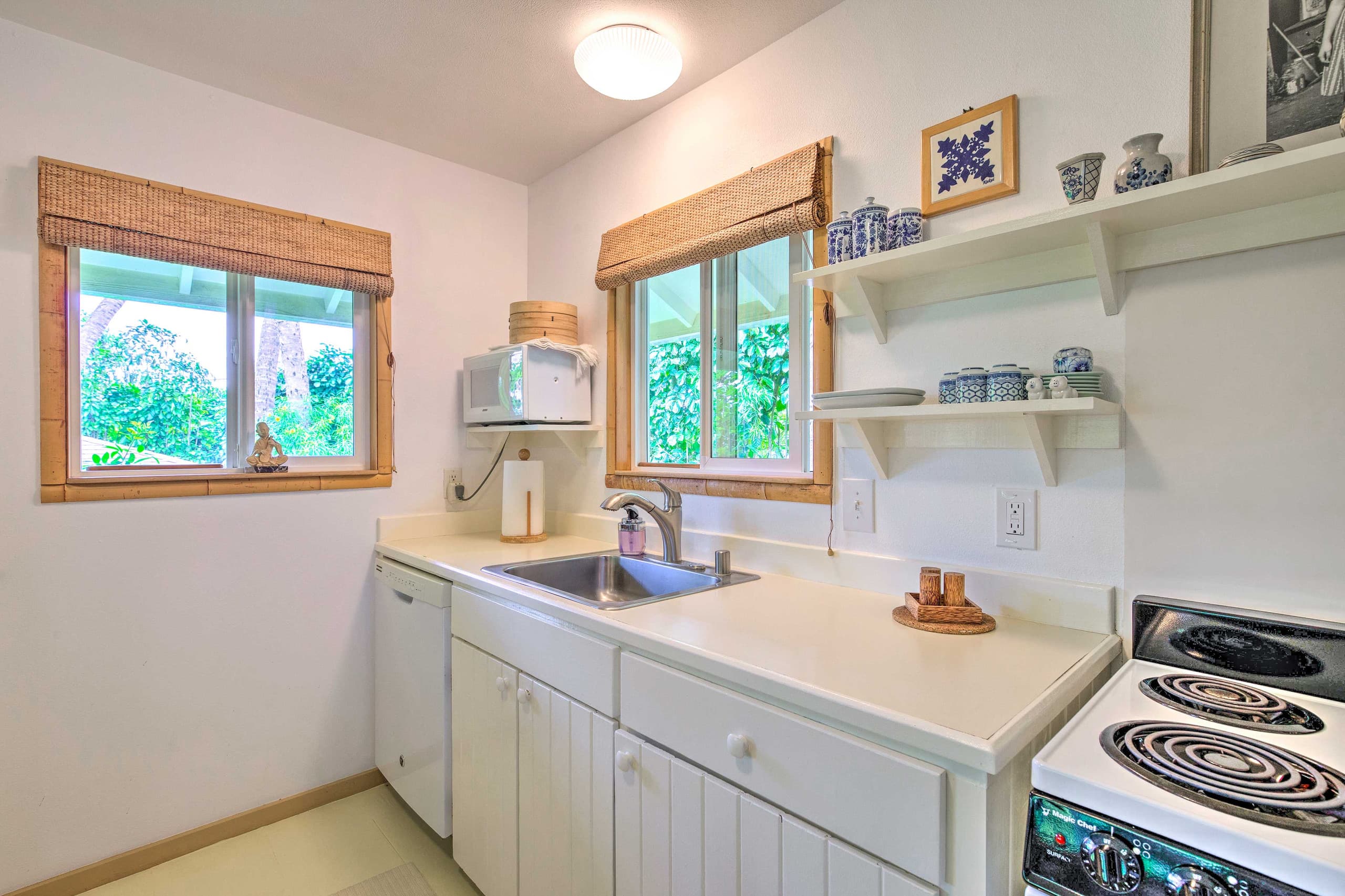 Home in Kapaa · ★4.82 · 1 bedroom · 1 bed · 1 bath - Image 5