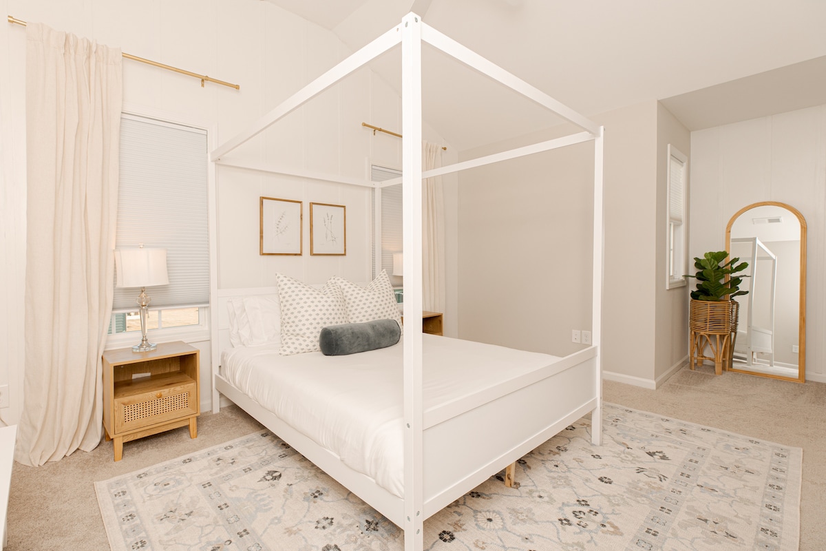 Dormitorio 2 con cama tamaño queen 