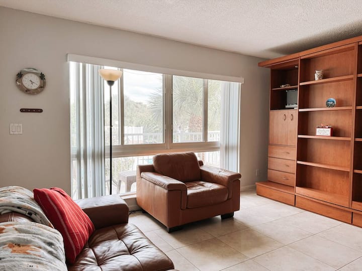 Floranada 1br Condo Beach Street Near Pompano Pier - Pompano Beach, FL