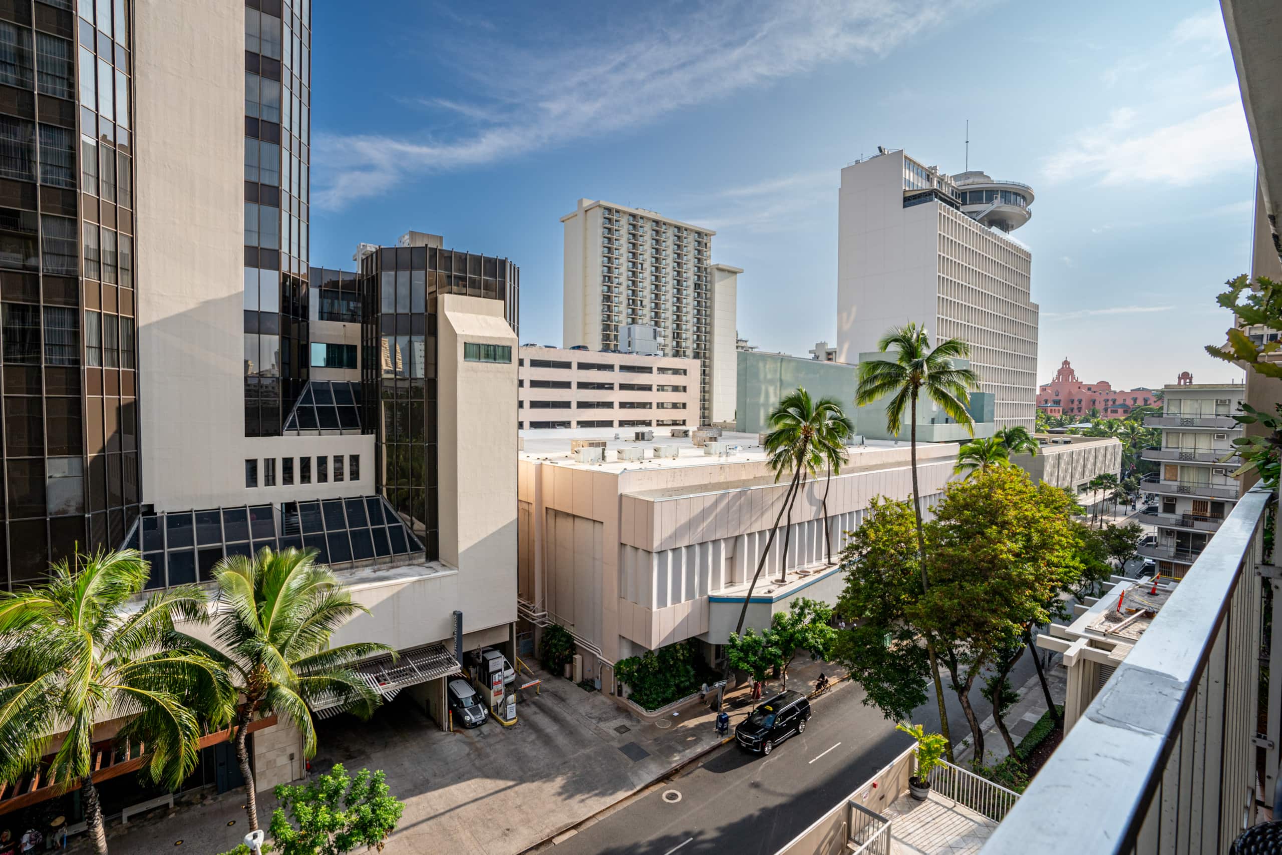 Cozy Studio In Heart Of Waikiki - Free Parking - Image 15