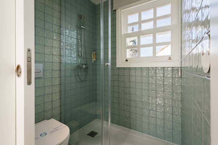 Feel Porto Clérigos Charm Flat 4.2 gallery image 5