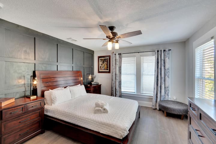 غرفة النوم رقم2 (سرير حجم وسط)