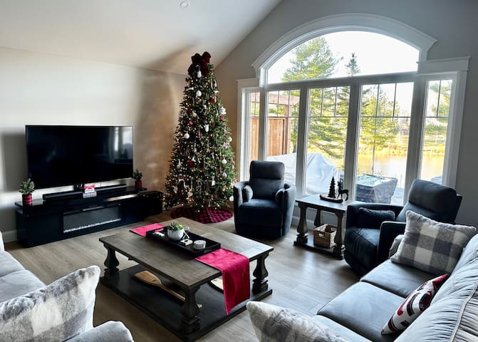 Waterfront Retreat with Open Concept