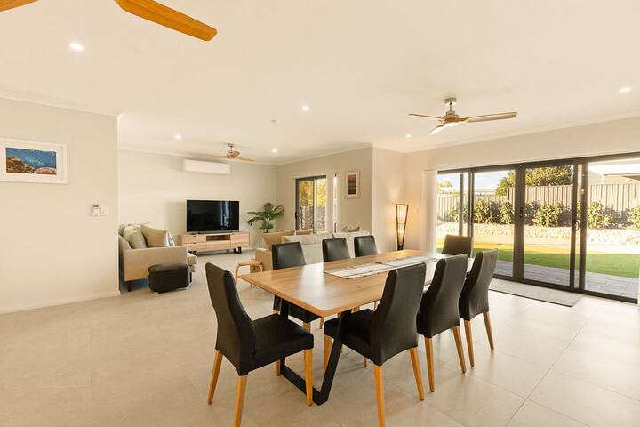 Kwilena, Brand new Holiday home gallery image 5