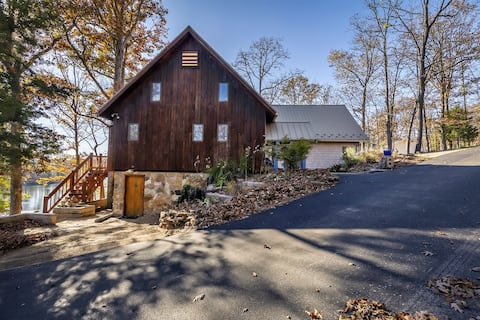Luxury Lake House w/ Dock & Game Room