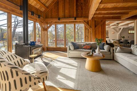 Unique + Upscale- TV on Deck | Billiards