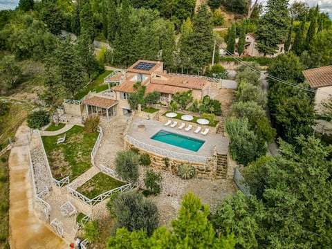 Gourgeous Villa Meriggio Montaione