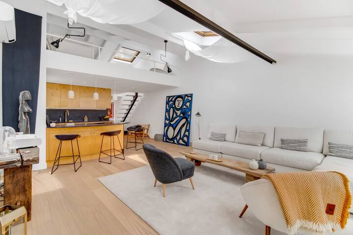 Duplex Terrace & AC Time Out Market gallery image 3