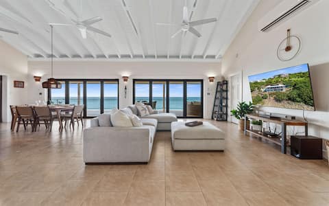 Stunning Oceanfront Suites w/ Water Access + Solar