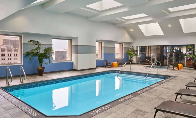 Marriott Vacation Club San Diego | 2BR/2BA Villa gallery image 2