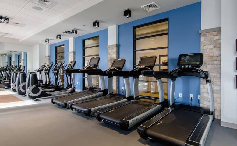 Marriott Vacation Club San Diego | 2BR/2BA Villa gallery image 4