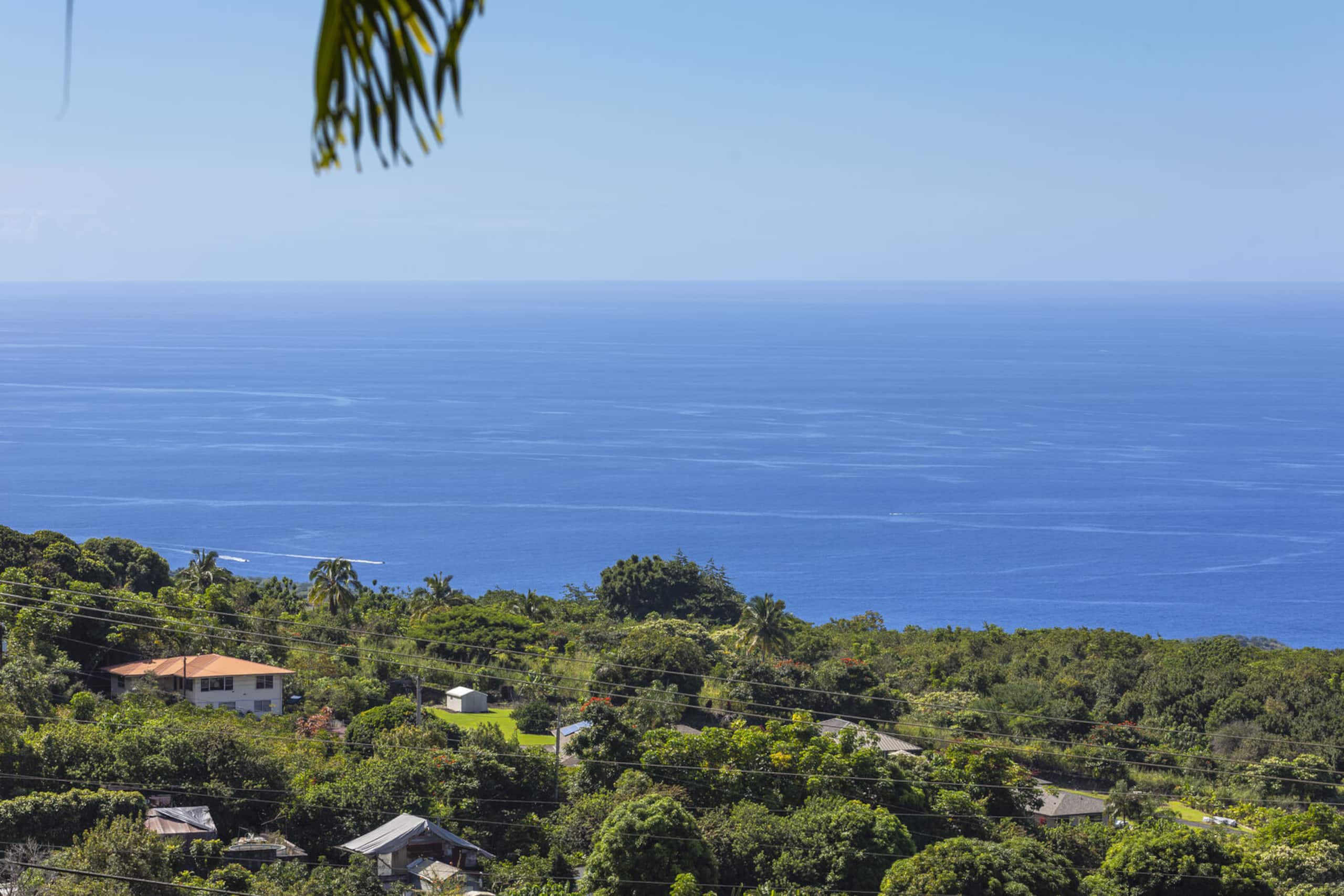 Condo in Holualoa · ★4.9 · 2 bedrooms · 3 beds · 2 private baths - Image 17