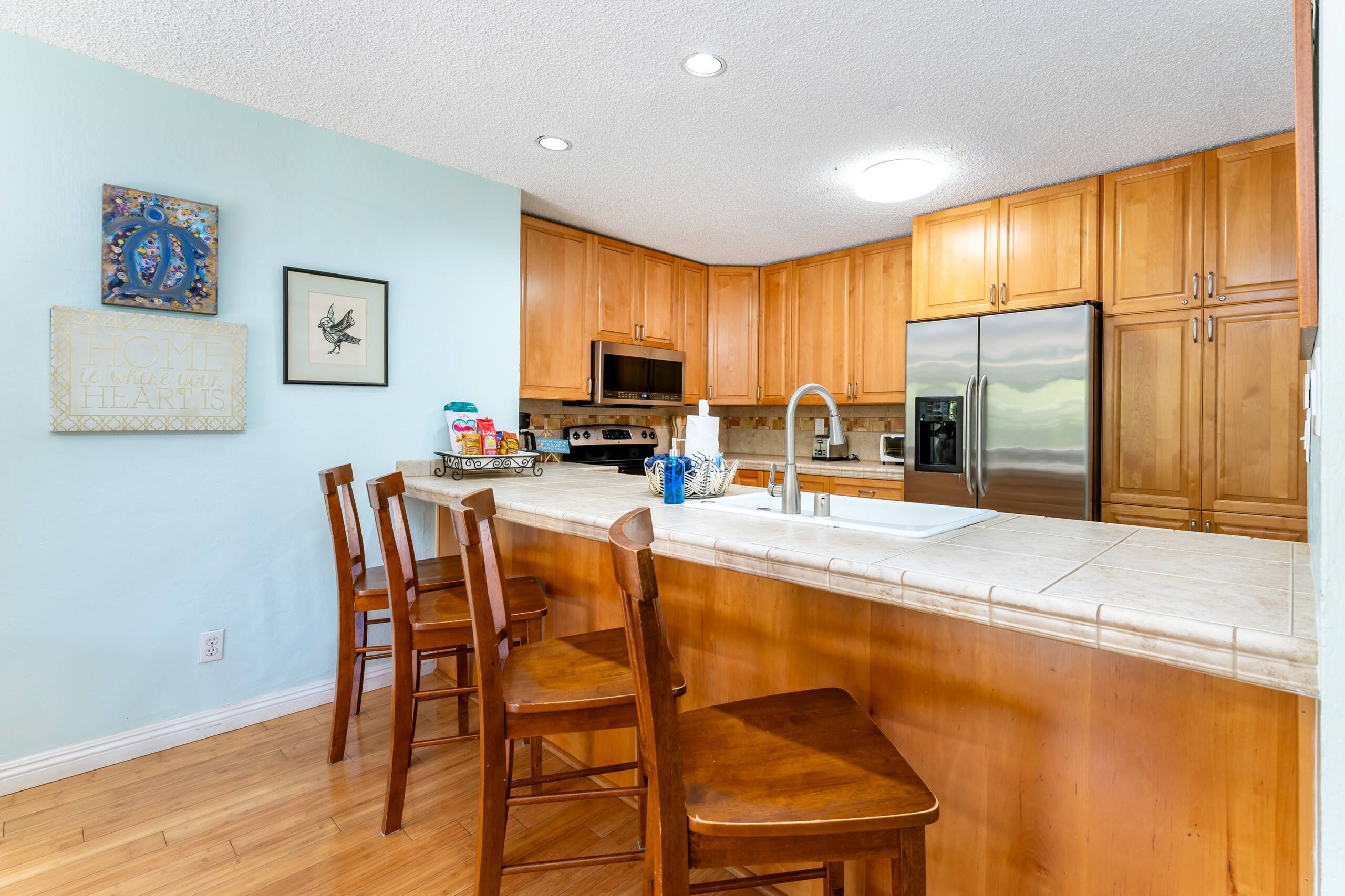 Condo in Kihei · ★4.59 · 1 bedroom · 2 beds · 1 bath - Image 9