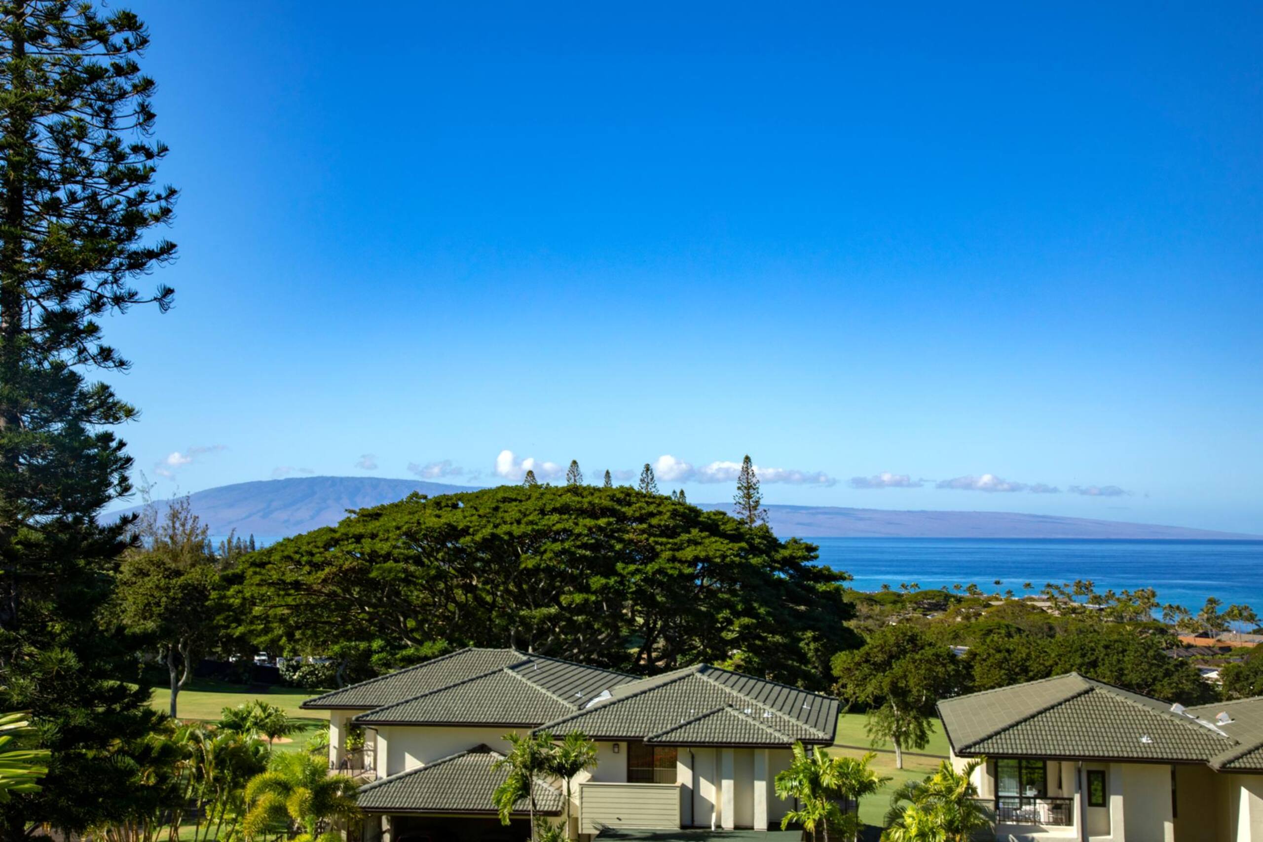 Condo in Lahaina · ★4.33 · 1 bedroom · 2 beds · 2 baths - Image 42