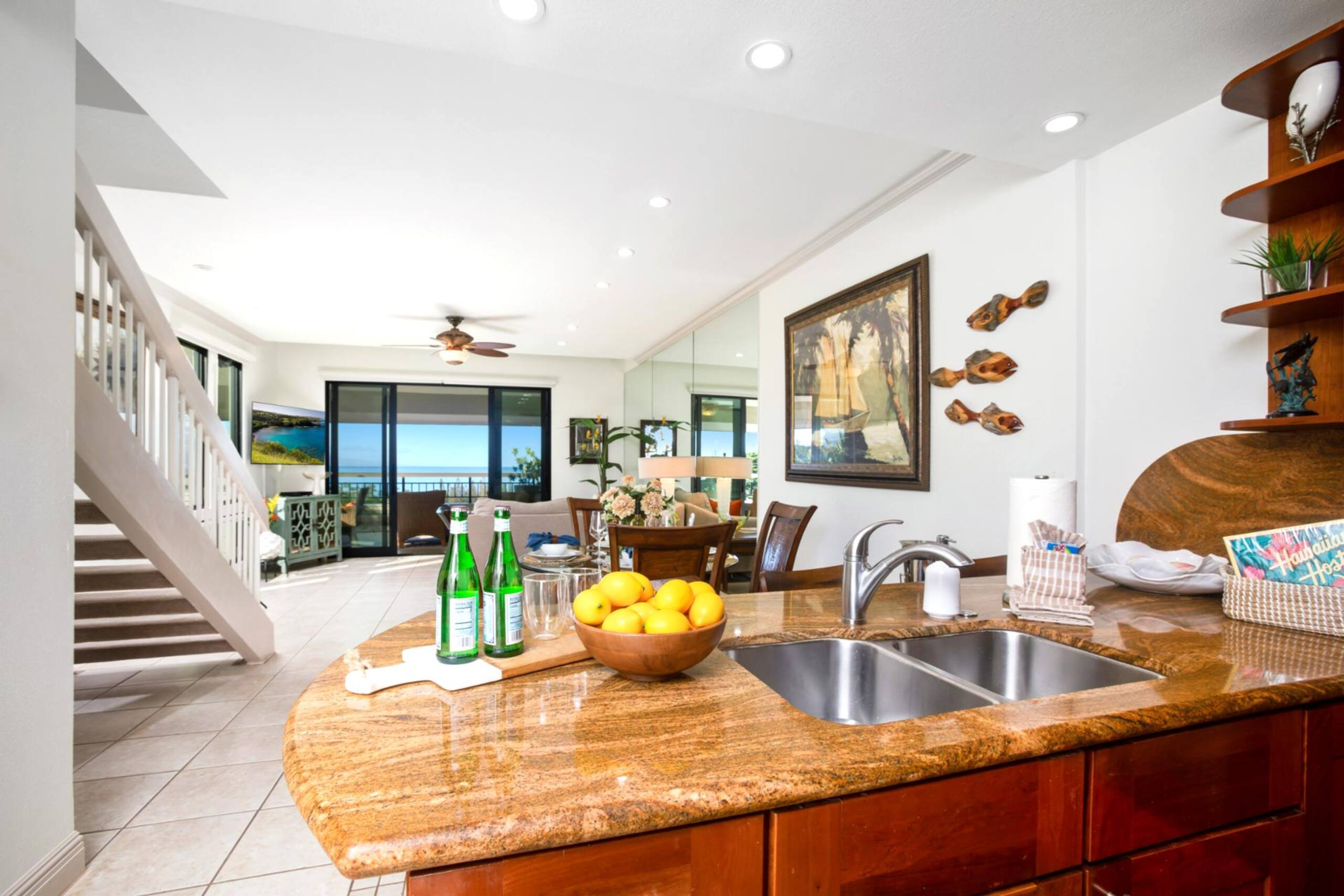 Condo in Lahaina · ★4.33 · 1 bedroom · 2 beds · 2 baths - Image 21