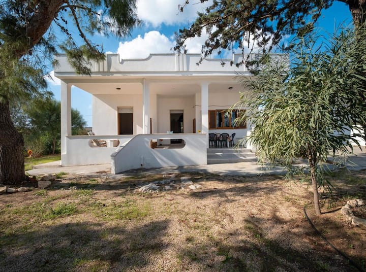 Villa Acqua Azzurra Avec Parking Privé Et Climat - Torre Lapillo