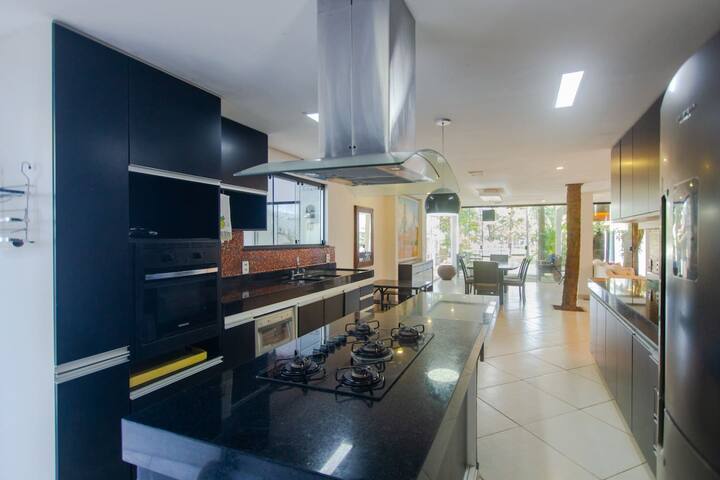 Recanto da ilha: 7quartos, piscina e churrasqueira gallery image 5