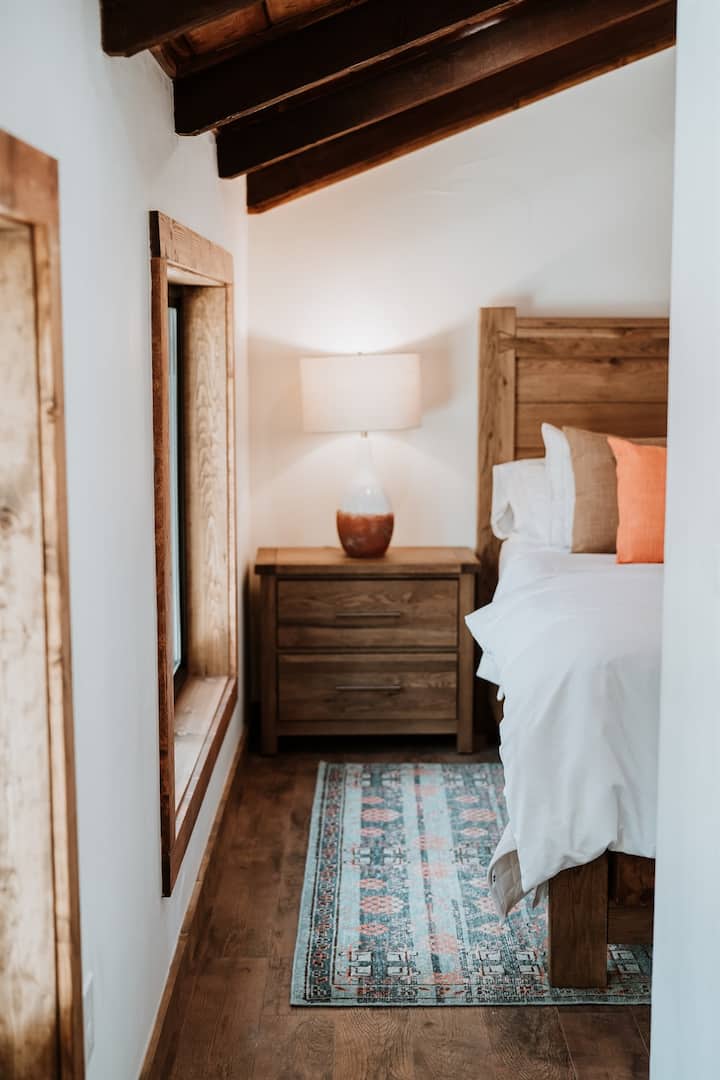 Soggy Beaver Secondary Suite