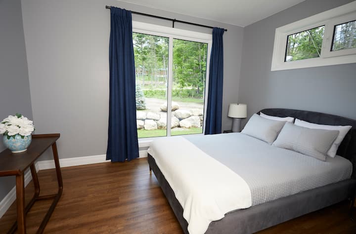 2号房标准双人床 