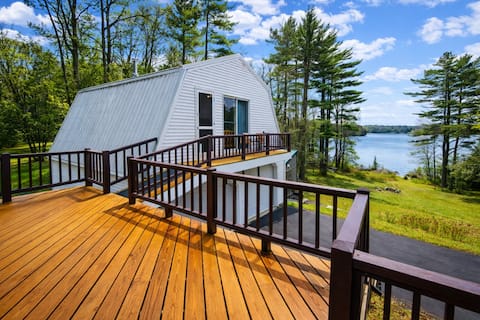 Lakeshore Retreat *Waterfront*Pet Friendly* ATV