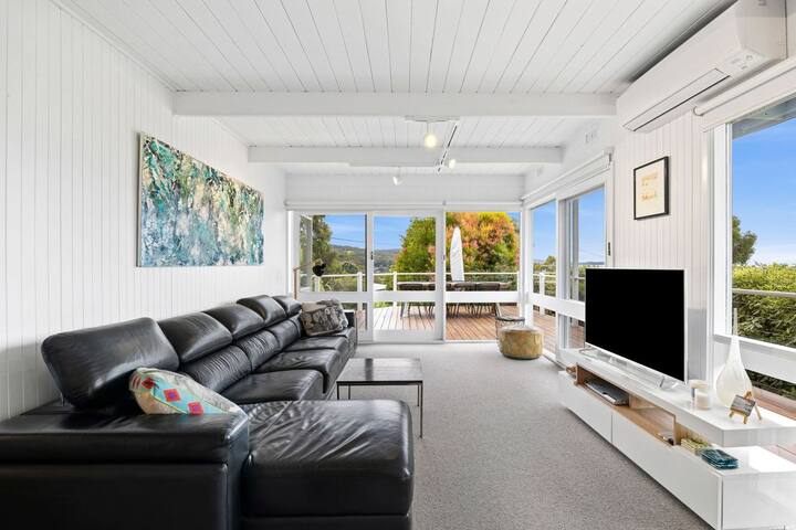 Sunrise on William gallery image 2