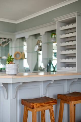 Beachfront Villa Sea Breeze, Hout Bay, Cape Town gallery image 3