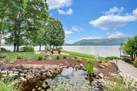 Hook & Paddle - Lux rental with beautiful views!