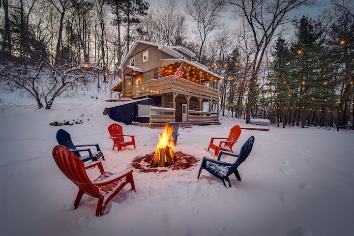 Dells Woodland Retreat | Family & Pet Friendly