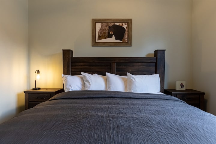 King Bed l Ghorofa ya Juu