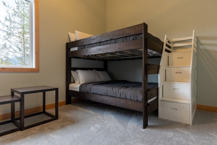 Queen Bunk Bed l Ghorofa ya Juu