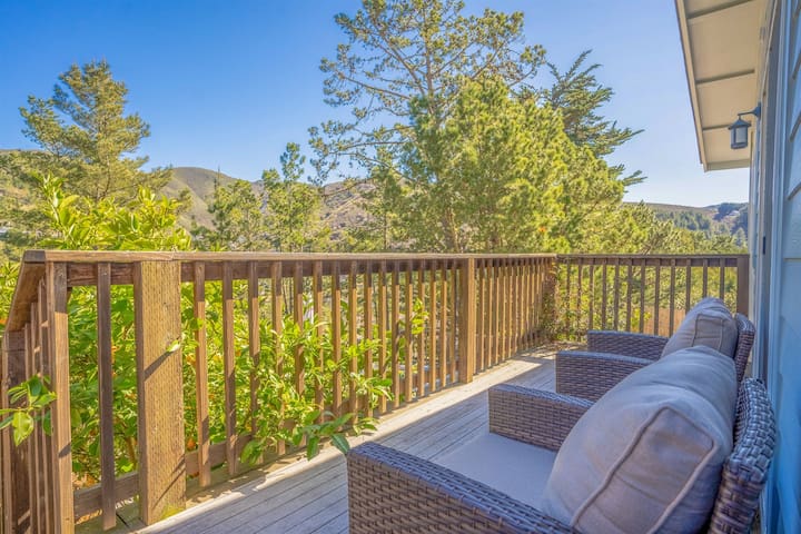 Luxury Coastal Estate near San Francisco gallery image 2