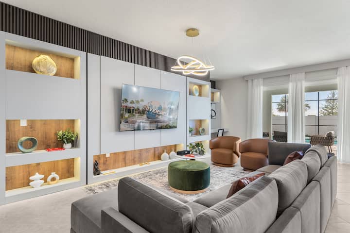 Ultimate 10 Bed Luxury Retreat with Epic Playroom - Houses for Rent in ...