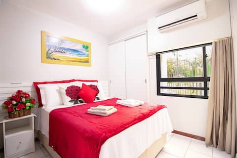 Complete apartment with parking space in Mont Serrat