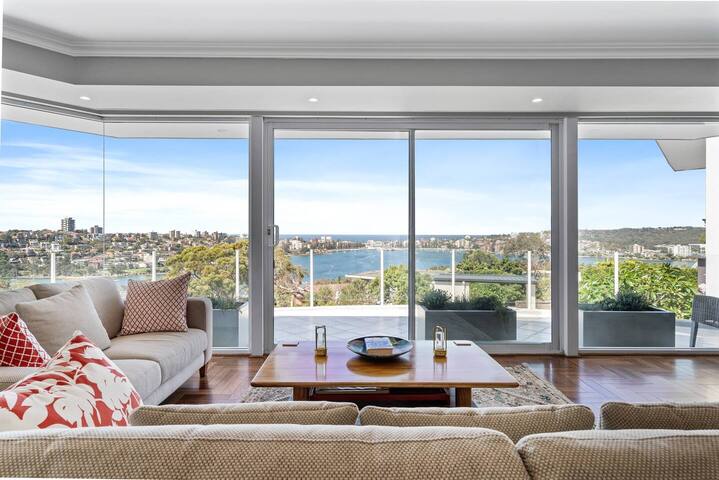 Seabreeze – Beach House w/ Pool gallery image 2