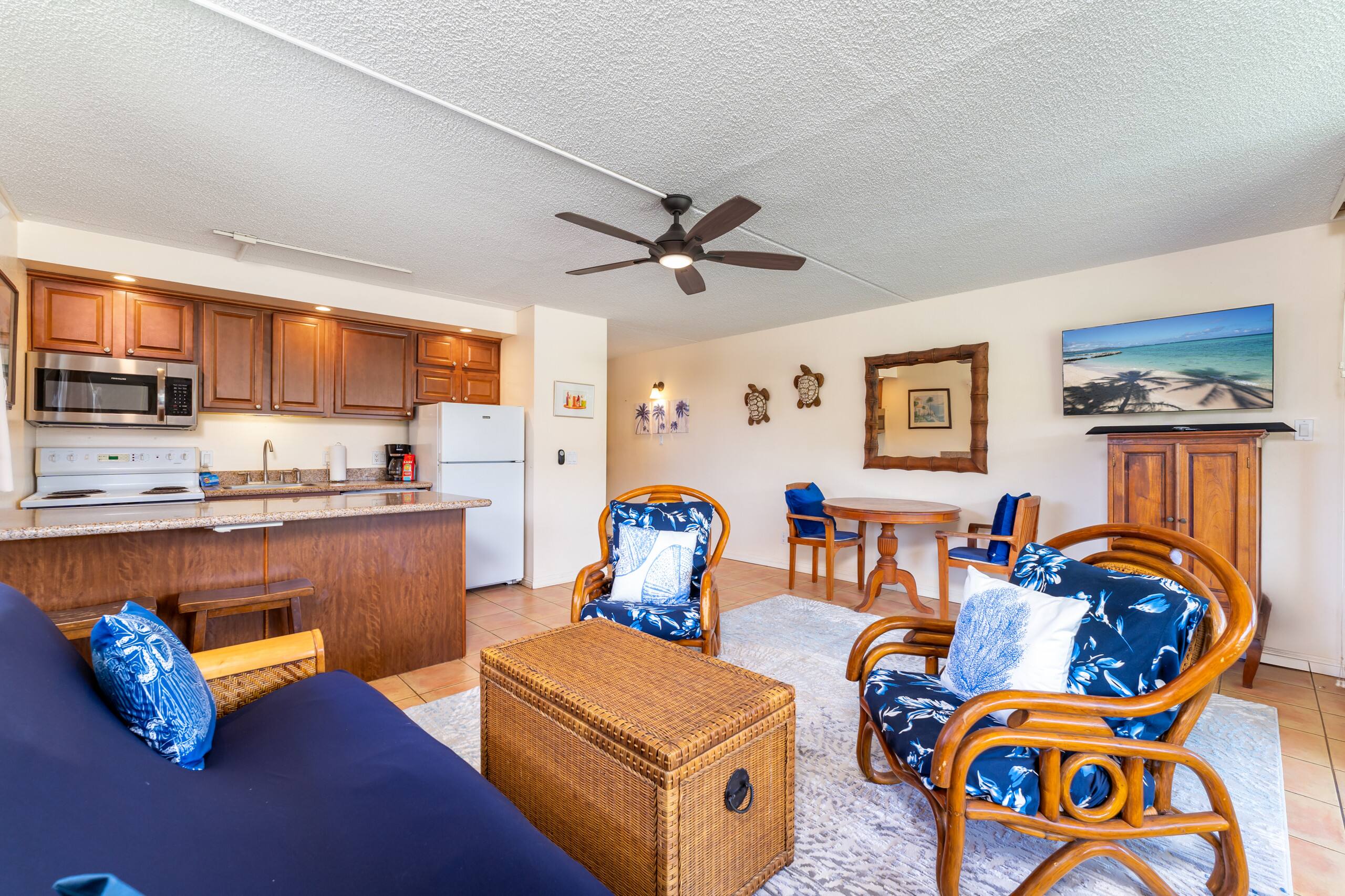 Condo in Kihei · ★5.0 · 1 bedroom · 2 beds · 1 bath - Image 4