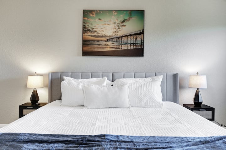 Televisores incluidos en las habitaciones.