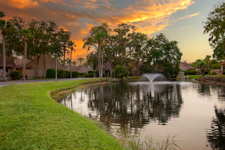 Coastal Luxury! Pool, Golf, Beach Hilton Head - Hilton Head Island, SC