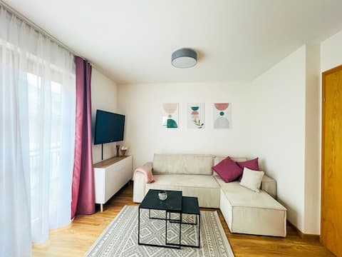 Top performing Airbnb: Modern Mountain Apart 6 - directly by Skiing area in Rauris