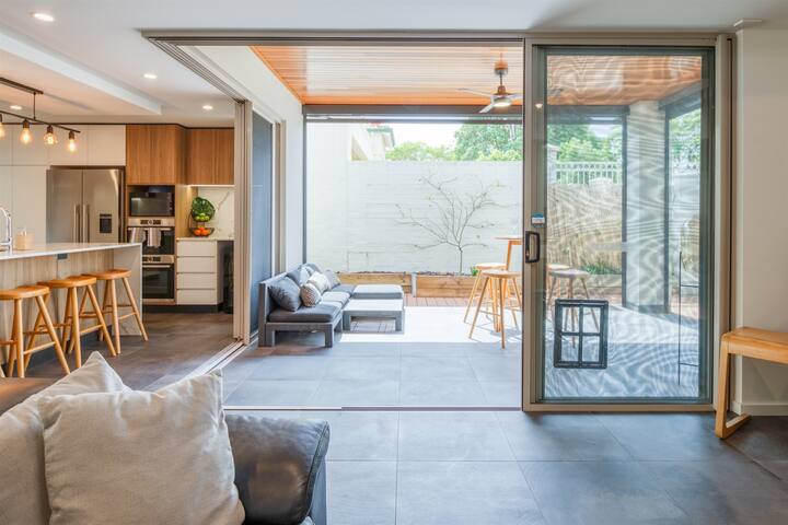 Family Friendly Como Delight gallery image 2