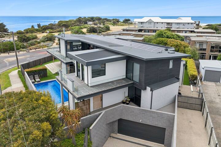 Esplanade Ultimate Luxury gallery image 2