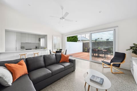 Popular Airbnb listing: The best Geelong West Gem in Geelong