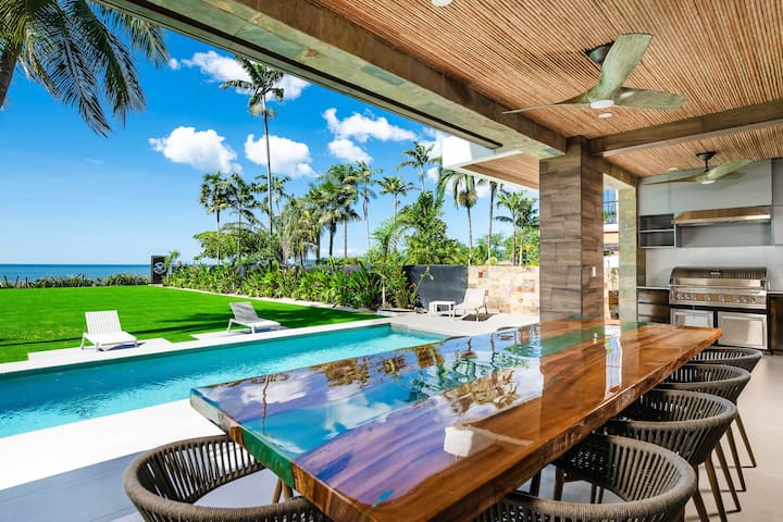 Beachfront Villa | Private Pool & Daily Breakfast