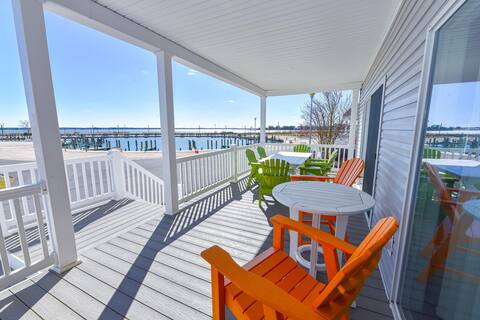 Spectacular view - waterfront, beach, pools