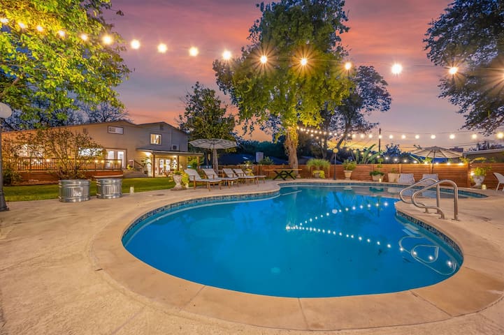 Casa Pájaro | Hot Tub | Karaoke | Sleeps 16+